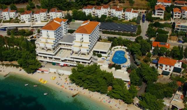 Hotel Labineca autokarem Hotel Labineca autokarem